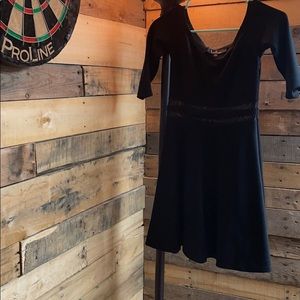 A lulus half sleeve dress